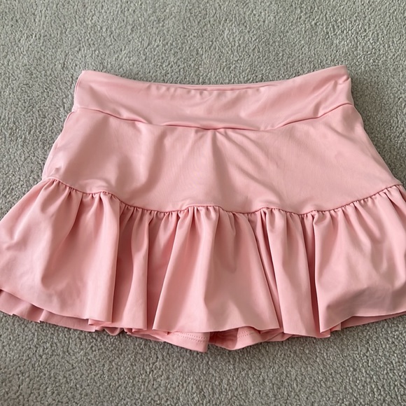 pink ruffle tennis skirt - Picture 1 of 3